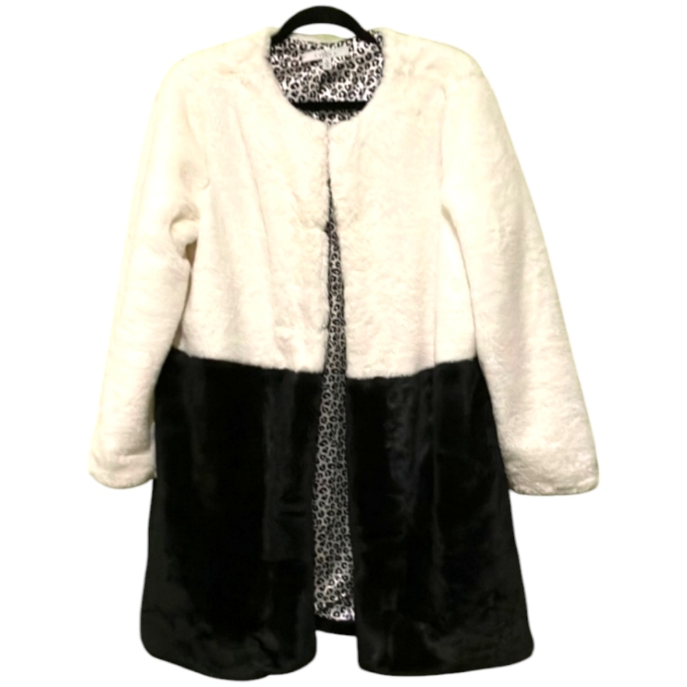 Fever‎ Colorblock white/black Faux Fur coat size Large Animal Print Lined